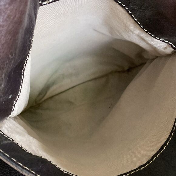 Roots Leather Village Crossbody Bag - Picture 10 of 12